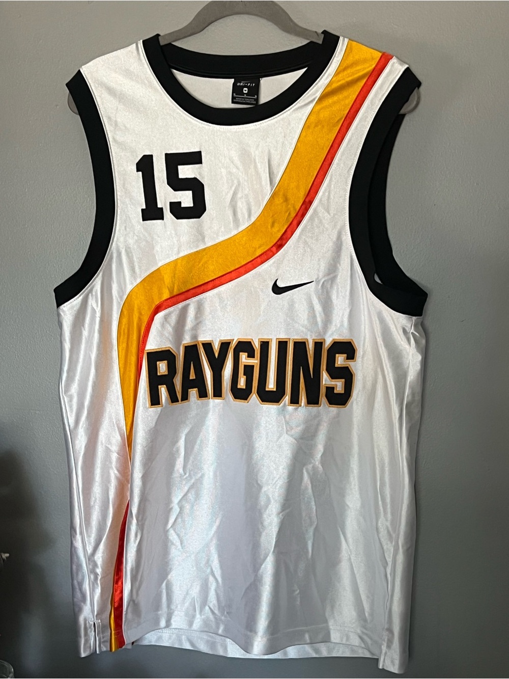 Nike White Roswell Rayguns Vince Carter #15 Basketball Jersey size Medium
